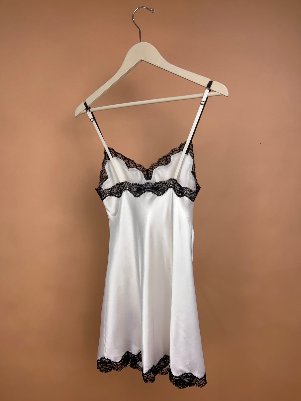 Y2k Victoria's Secret White/Black Lace Cami Slip - XS