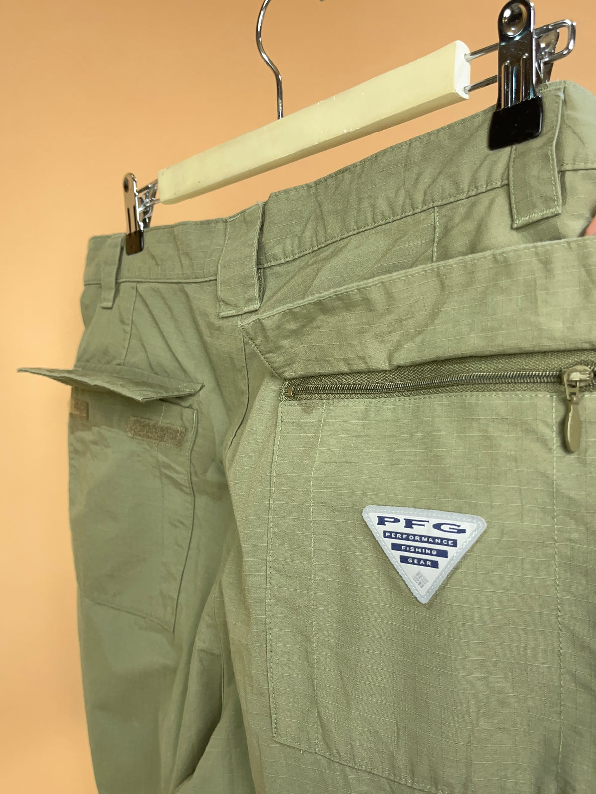 Columbia PFG Olive Ripstop Cargo Hiking Shorts 'Performance Fishing Gear' - 35"