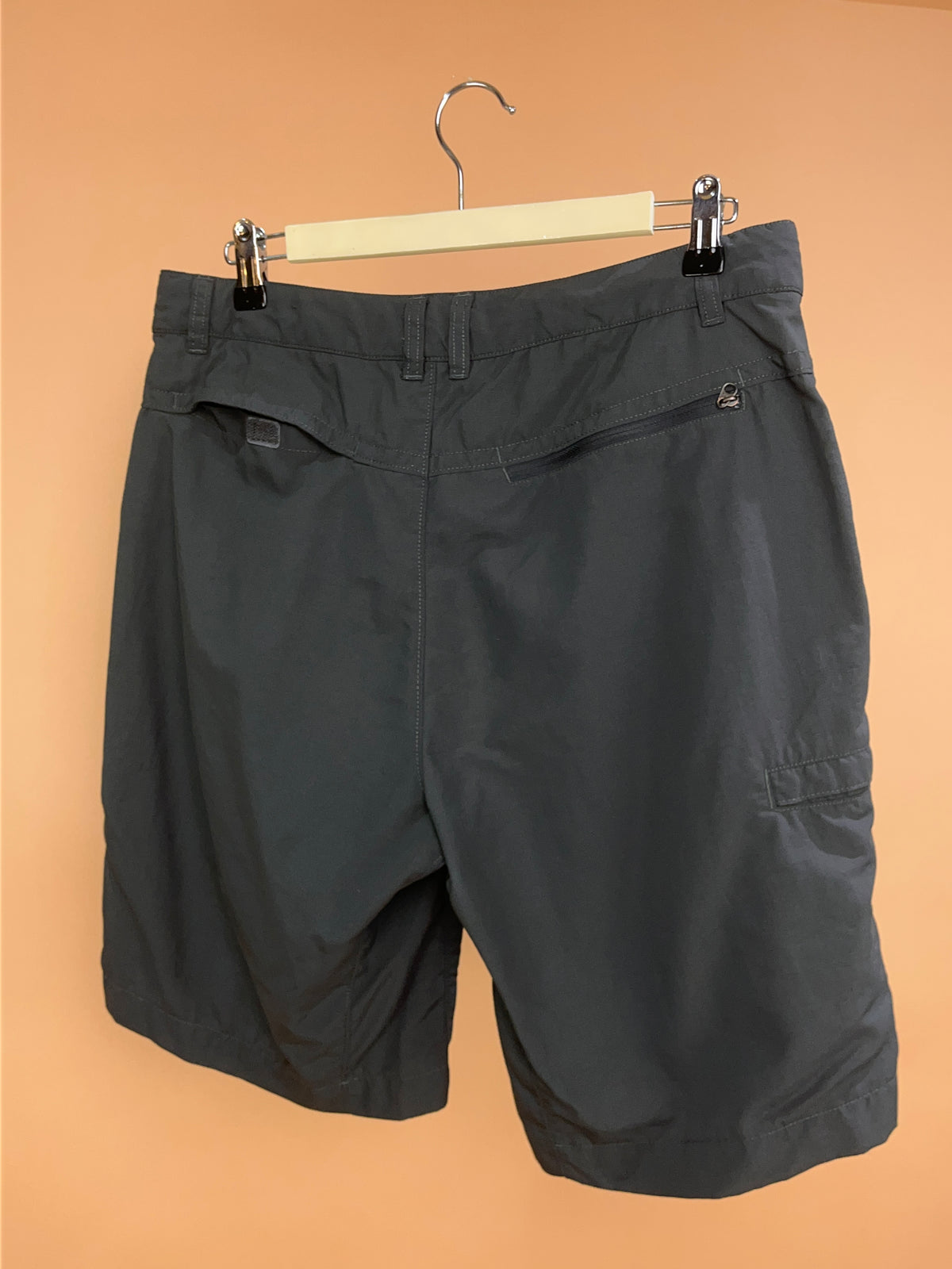 Y2k The North Face 'TNF' Black Ripstop Hiker Shorts - 33"