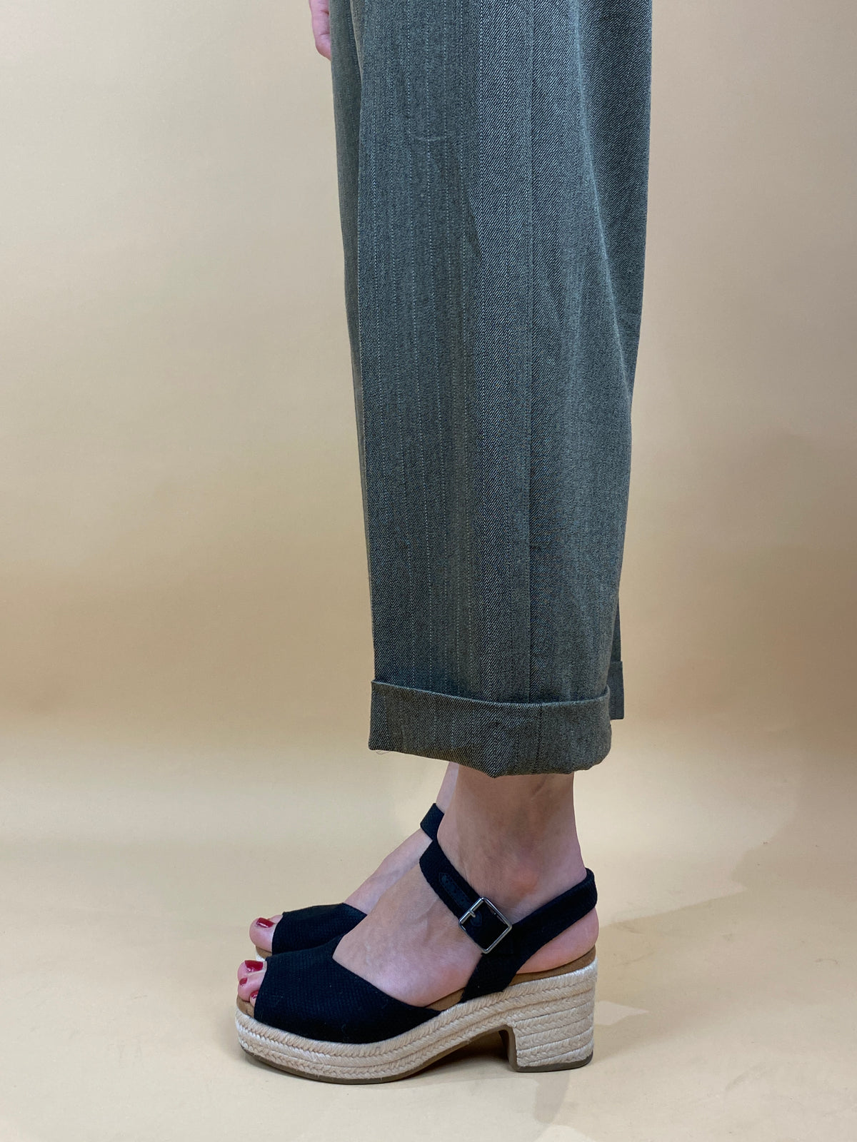 Black TOMS Platform Sandals - AU 8 Womens
