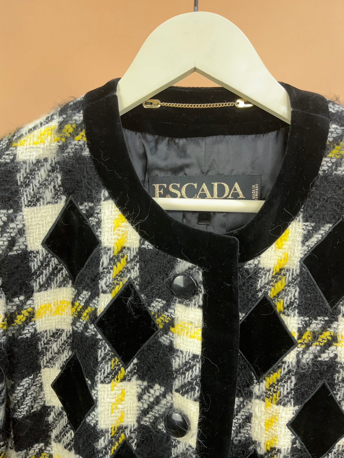 1980's Escada Plaid Bouclé Wool Jacket - L