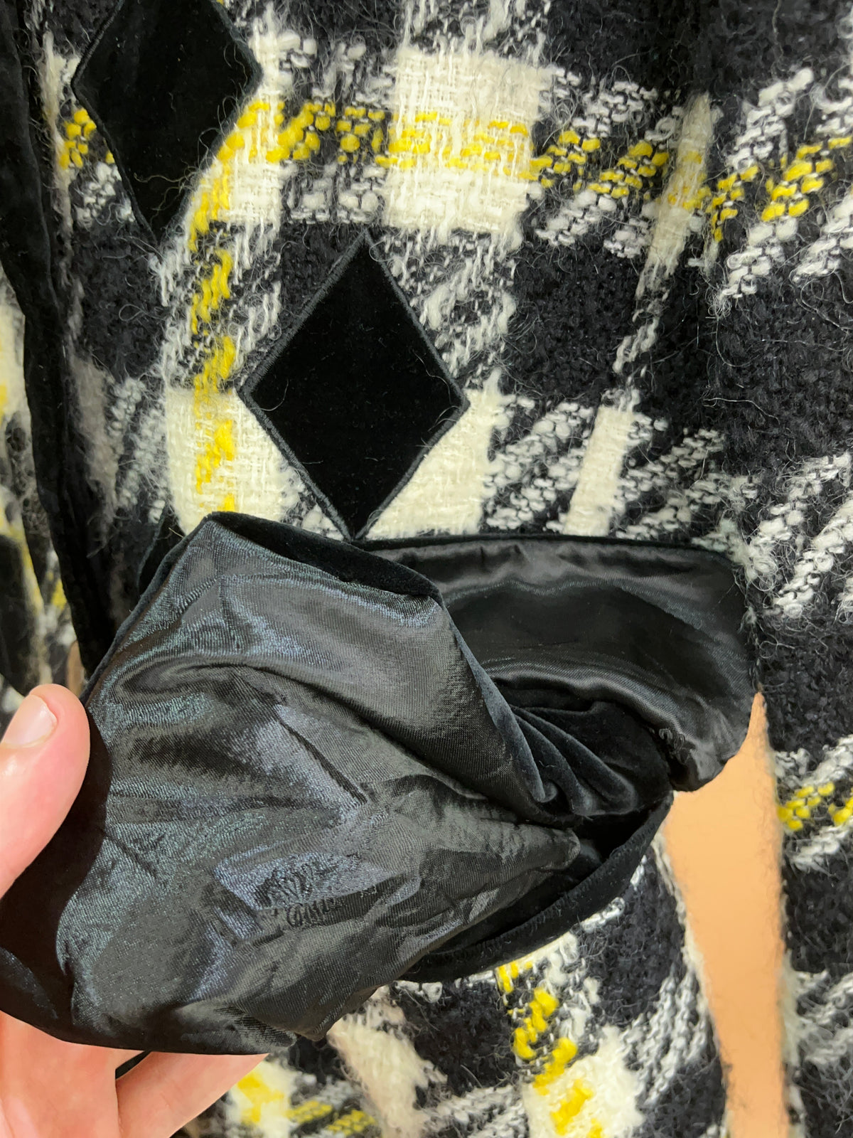 1980's Escada Plaid Bouclé Wool Jacket - L