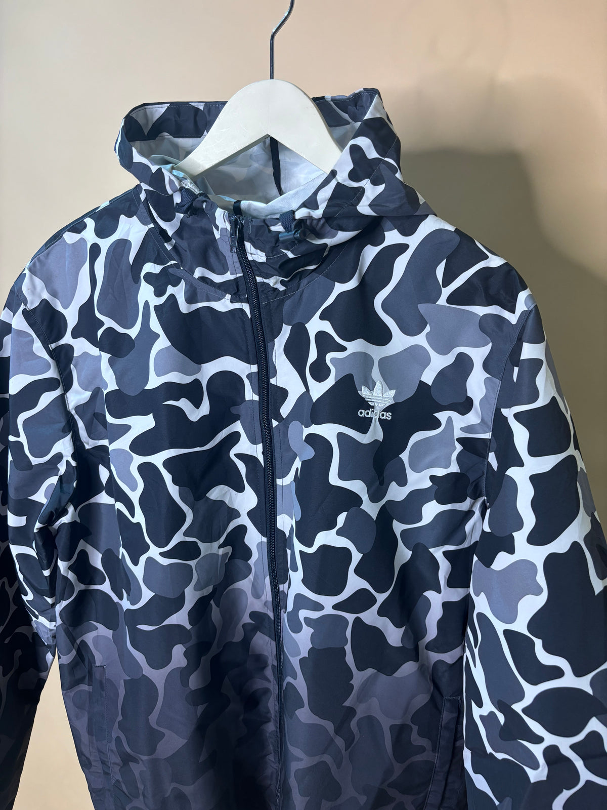 Adidas black camo hooded windbreaker with drawstring hood and zip pockets, size L — Arkive Vintage