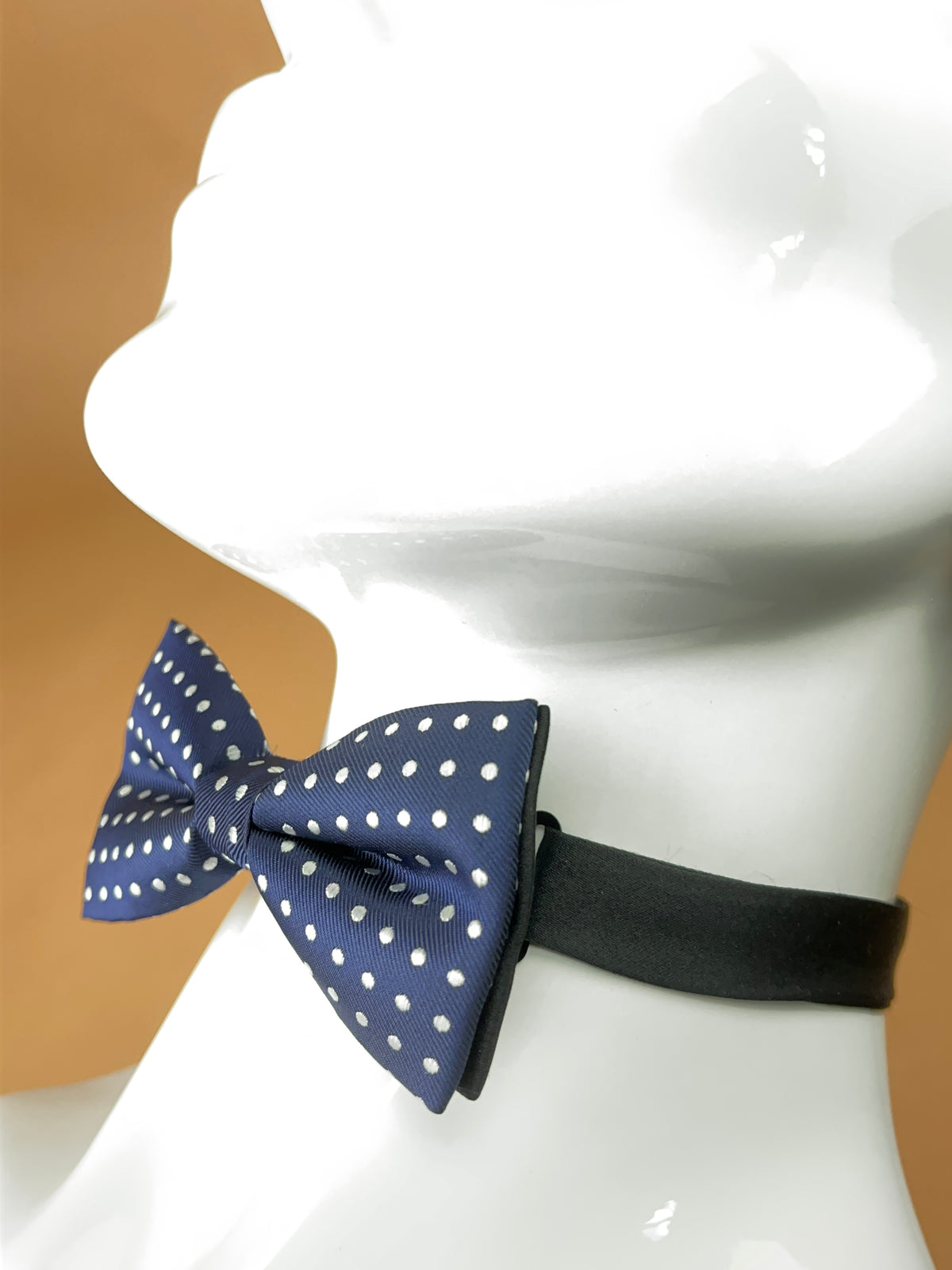 Arkive Bowtie - Navy/Silver Polka Dot
