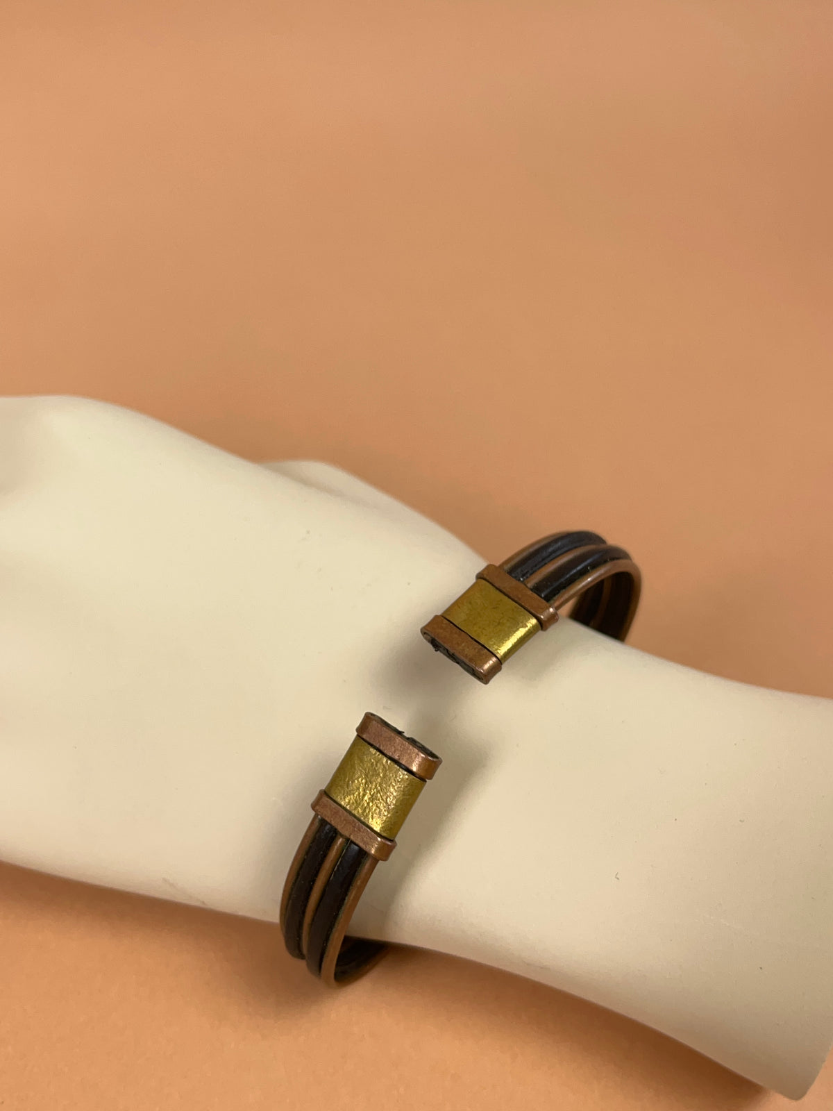 1970's Mixed Tone Metal/Beaded Cuff Bangle