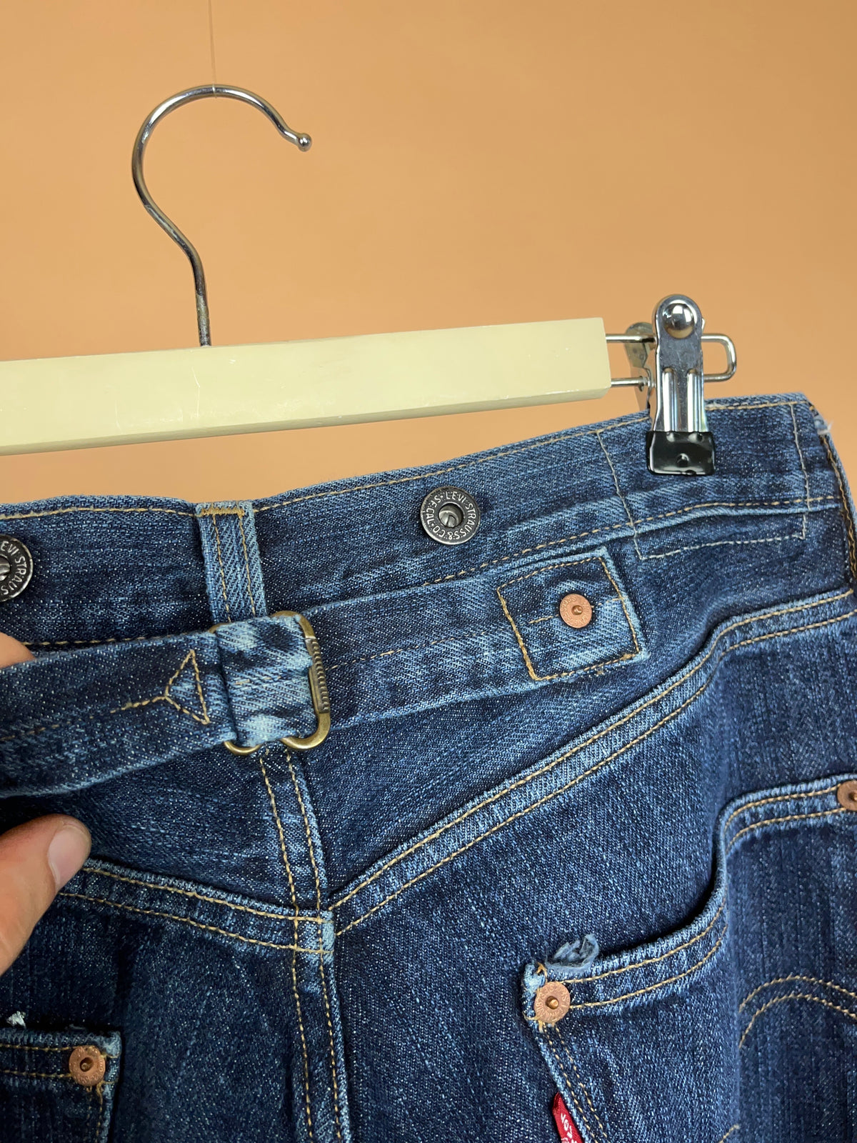 Y2K Levi Strauss & Co Dark Wash Cinch Back Denim Jeans - 31"