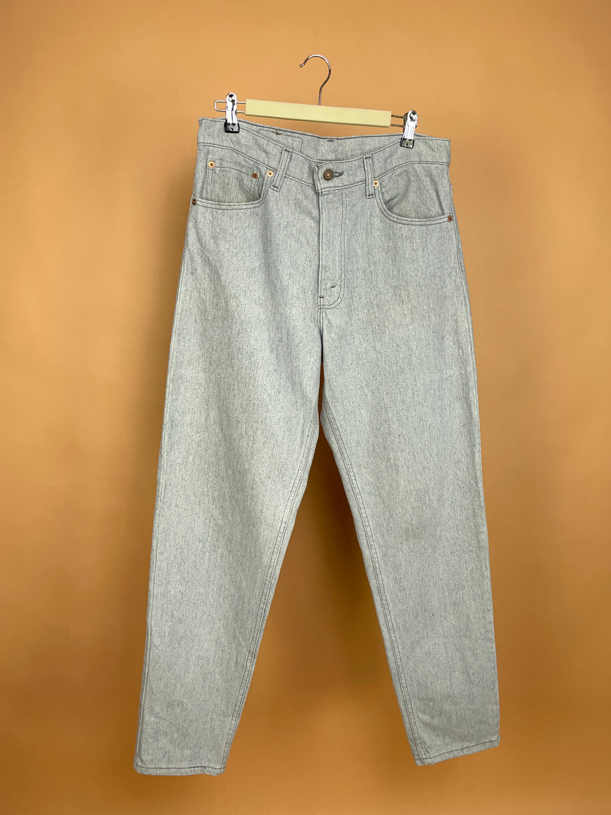 1990s Levi's 550 Made In USA Pale Grey Jeans - 32"