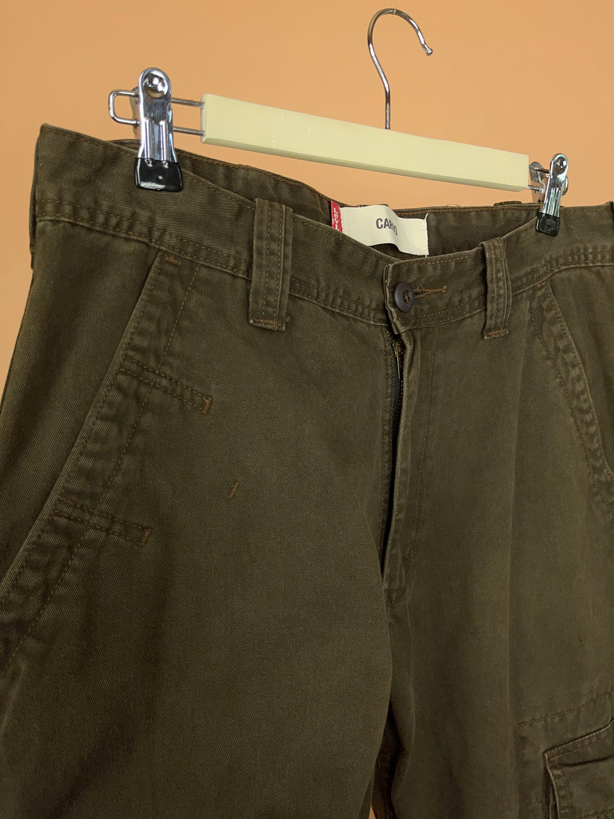 Y2K Levi's Chocolate Brown Cargo Trousers - 33"