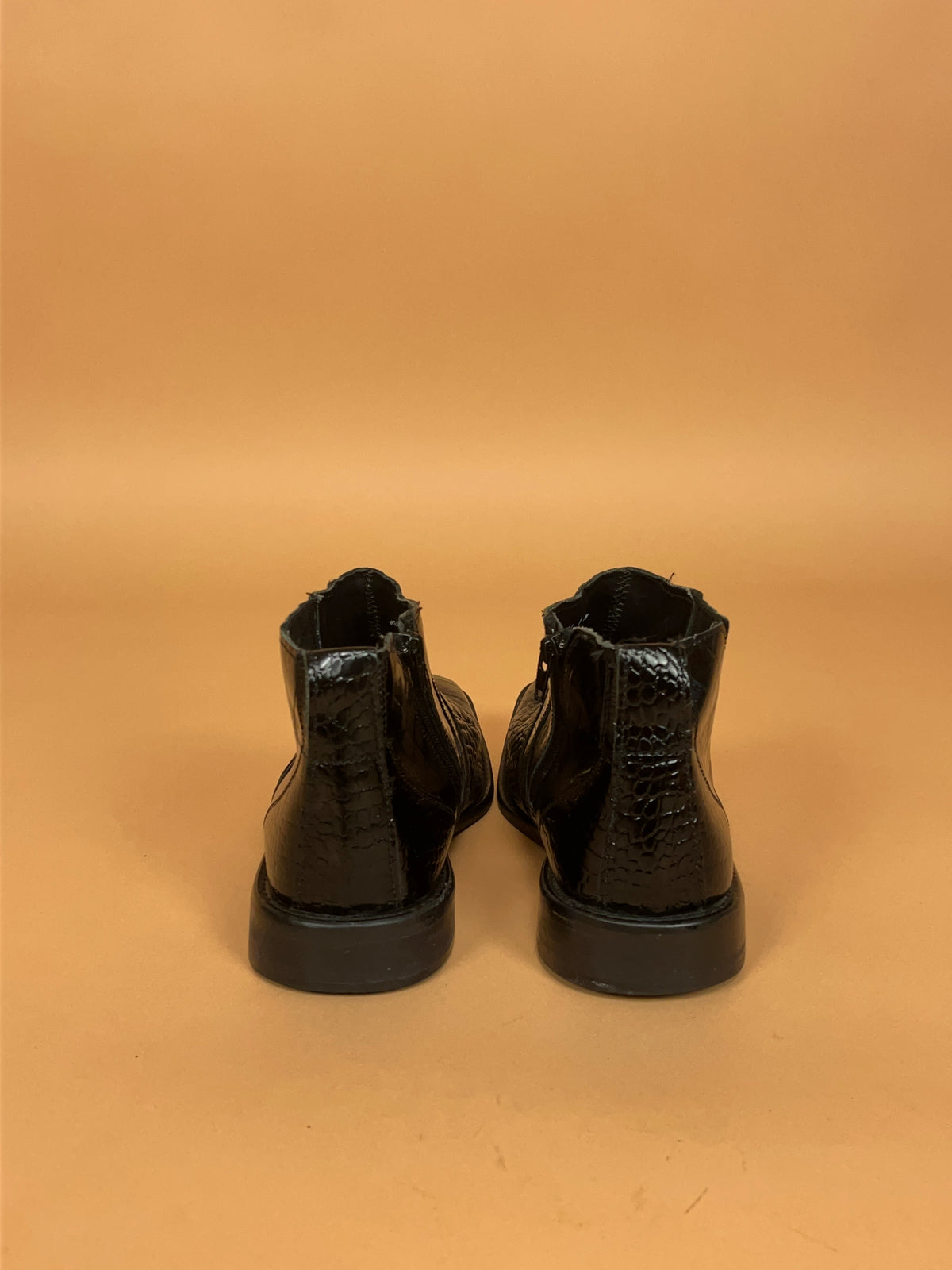 Stacy Adams Black Caiman Leather Ankle Boots - AU 9 Mens