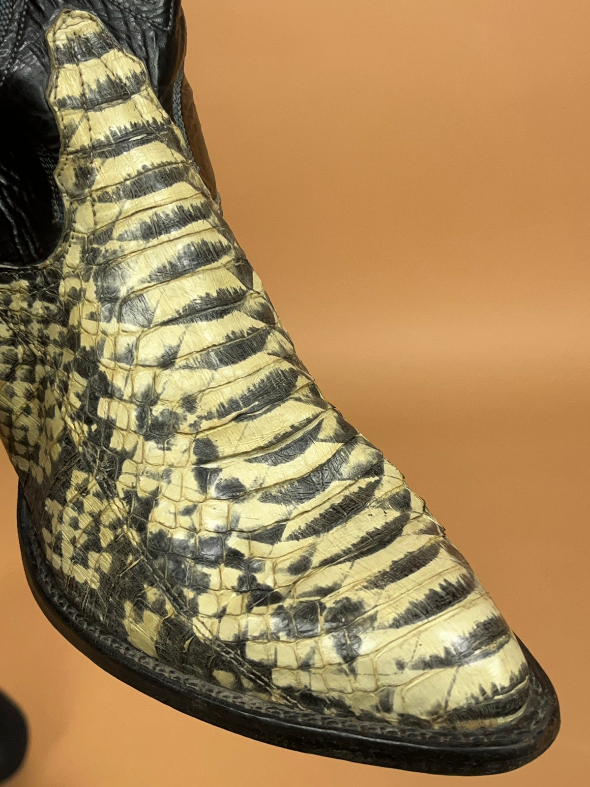 Vintage Two-Tone Snakeskin & Black Leather Western Boots - AU 7 Womens