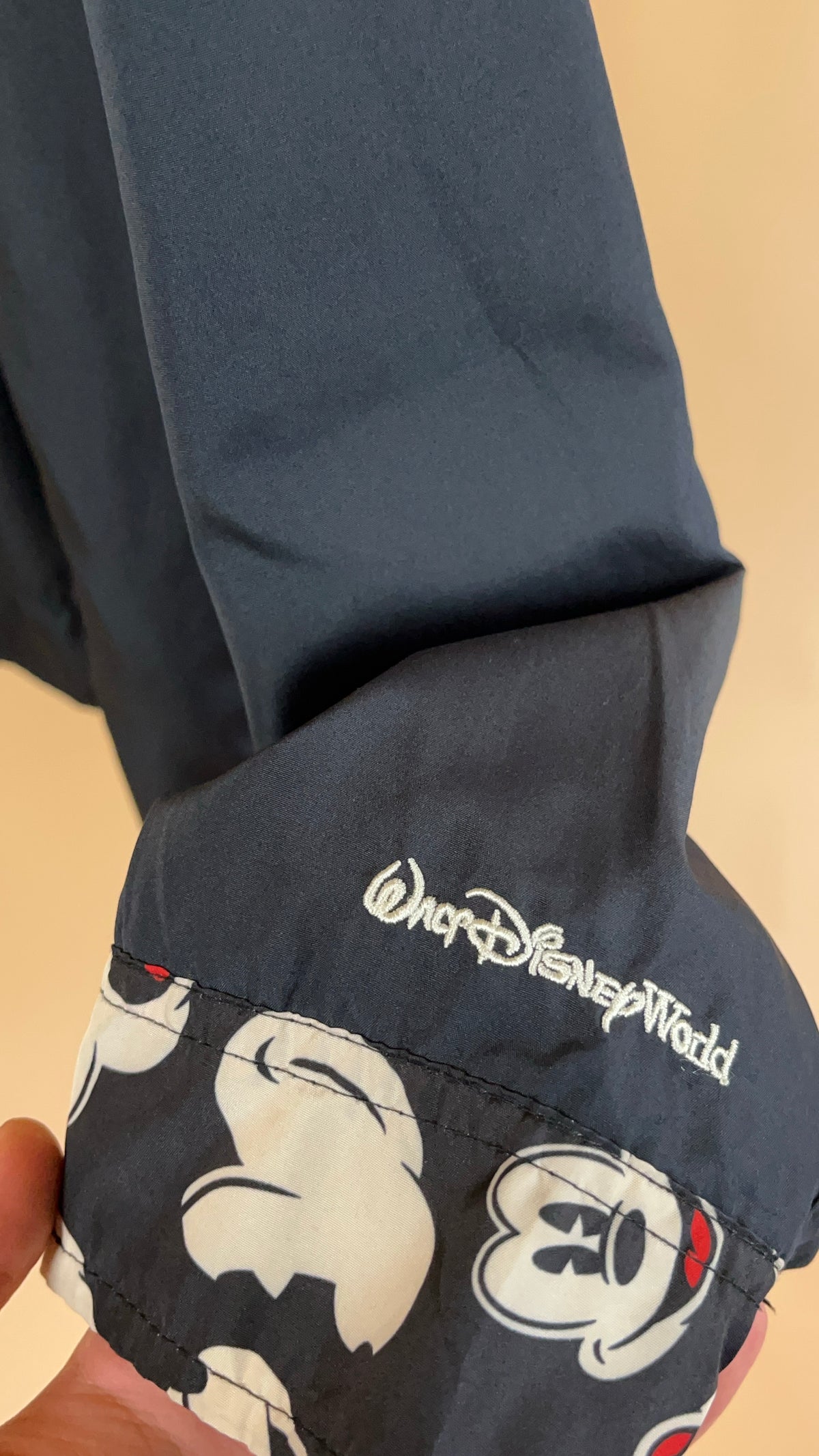Vintage Disney Mickey Mouse black windbreaker with embroidered patch — Arkive Vintage