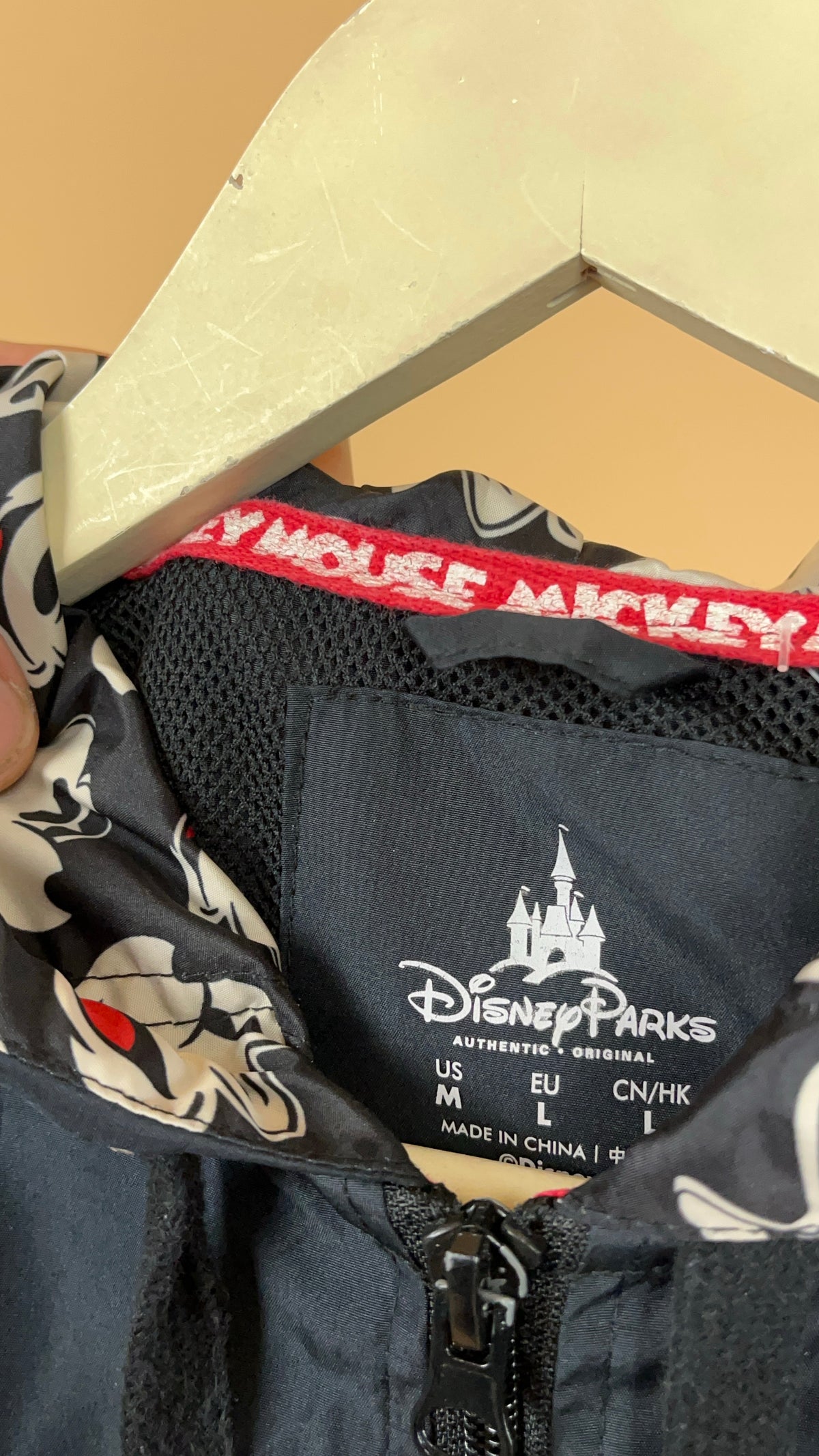 Vintage Disney Mickey Mouse black windbreaker with embroidered patch — Arkive Vintage