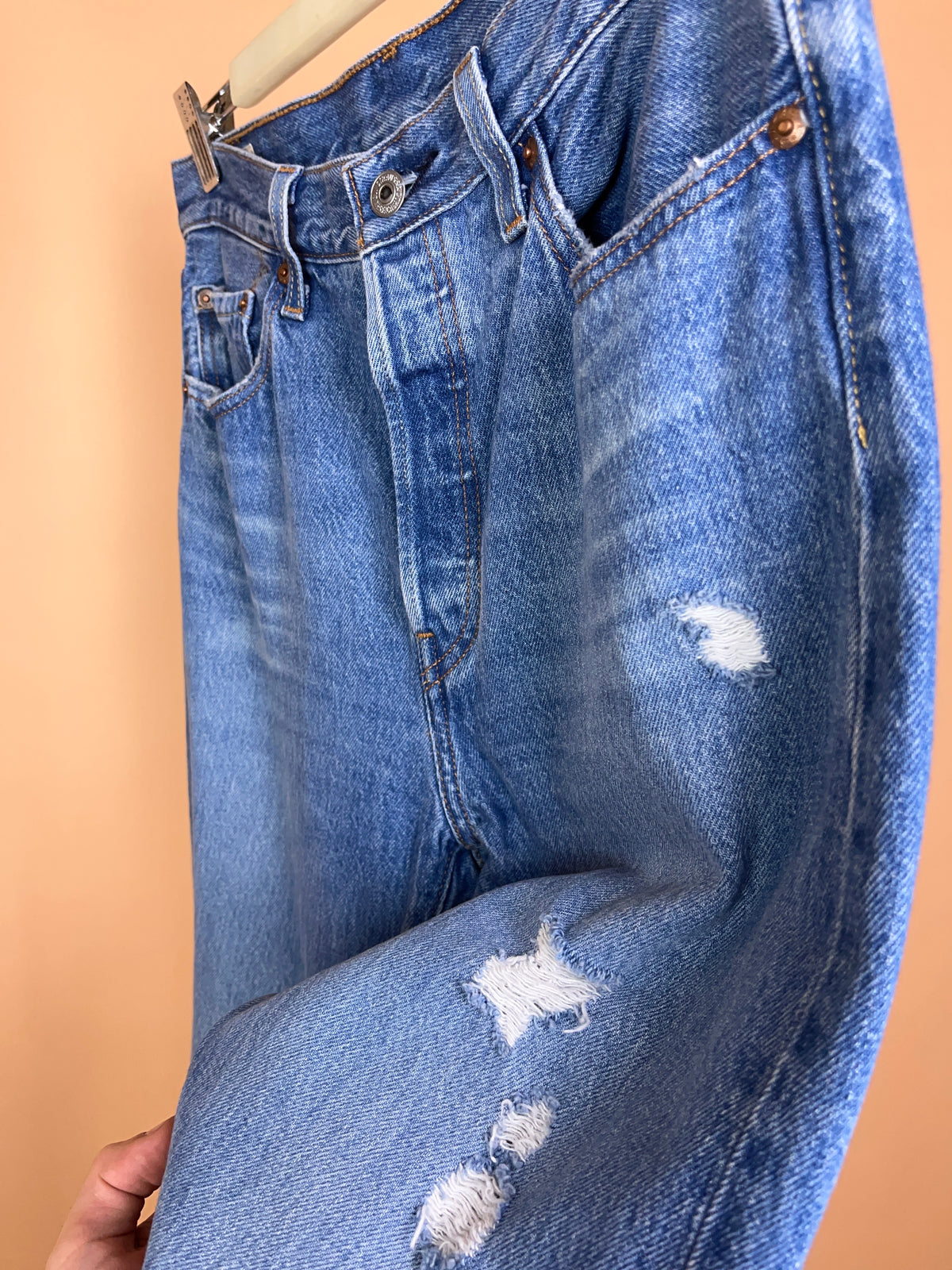 Levi's 501 Mid Blue Straight Leg Jeans - Distressed - 31"
