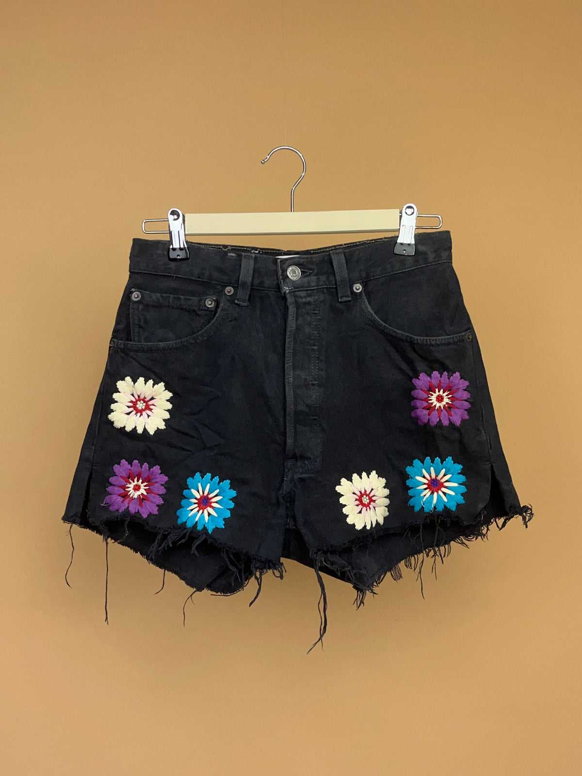 Levi's RE/DONE Embroidered Floral Denim Shorts