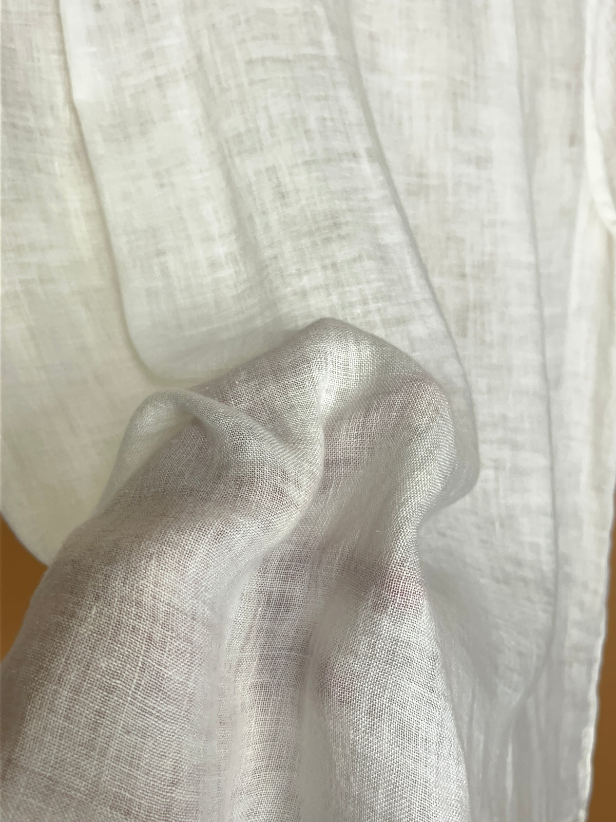 Comme des Garçons white 100% linen shirt, made in France, easy drape — Arkive Vintage