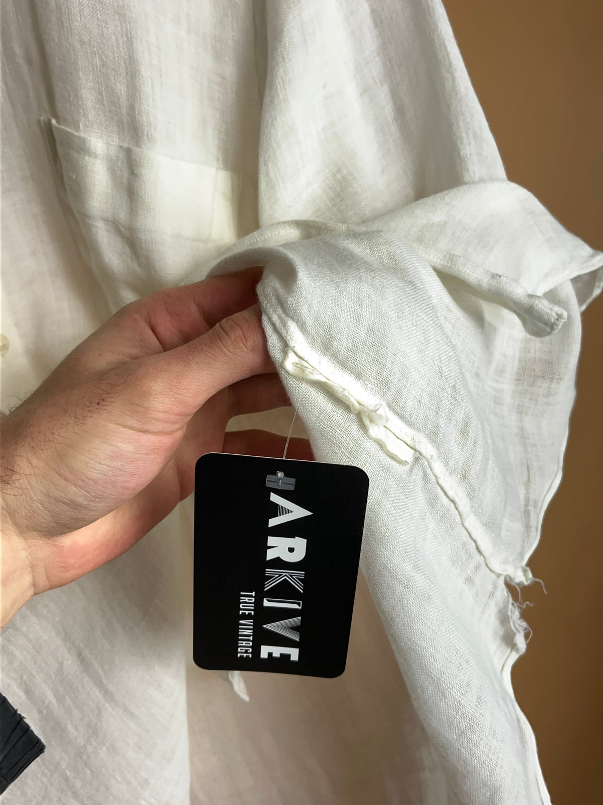 Comme des Garçons white 100% linen shirt, made in France, easy drape — Arkive Vintage