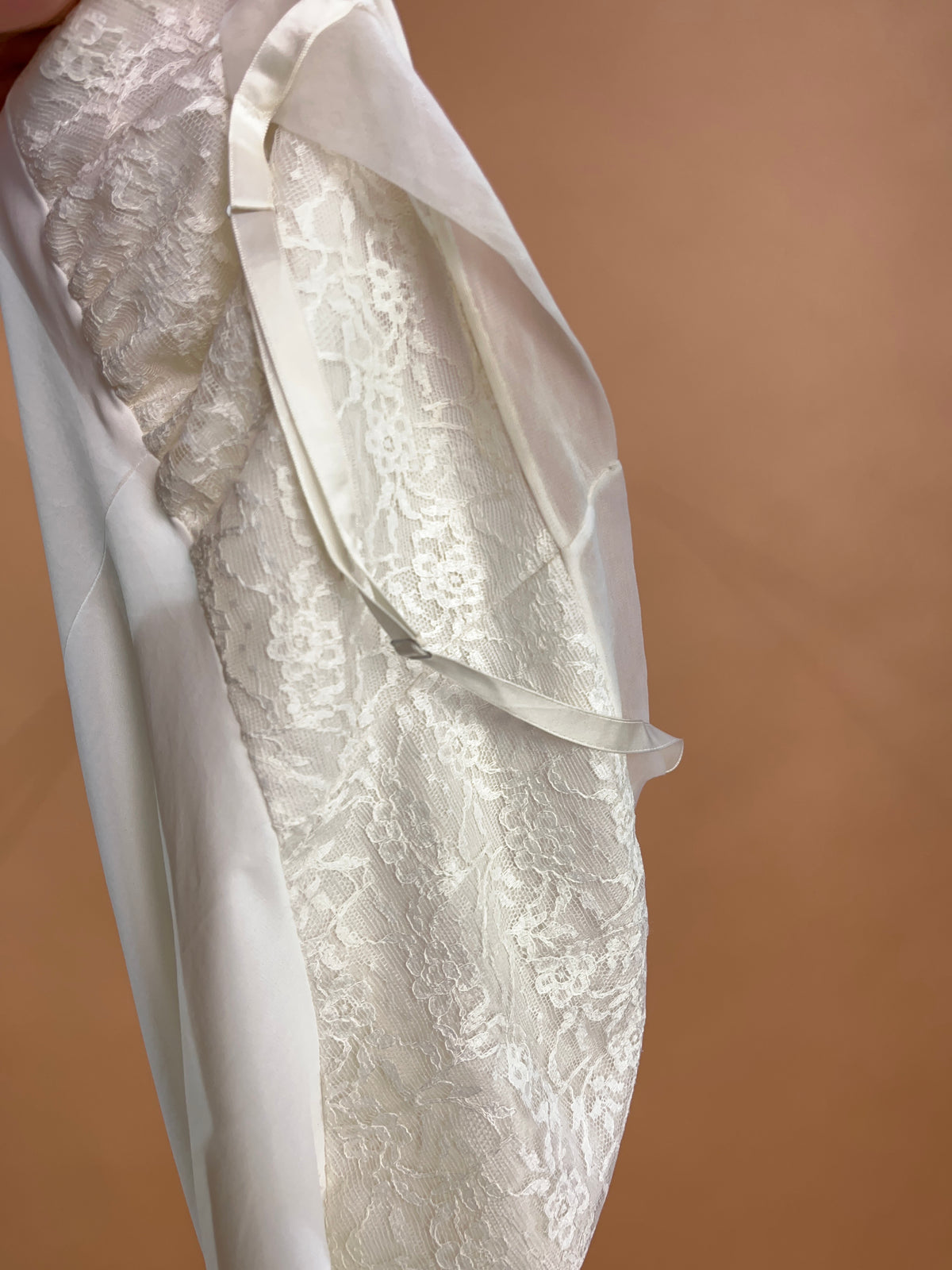 1950's Van Raalte ivory nylon slip dress with floral lace bust panel and lace trim hem — Arkive Vintage