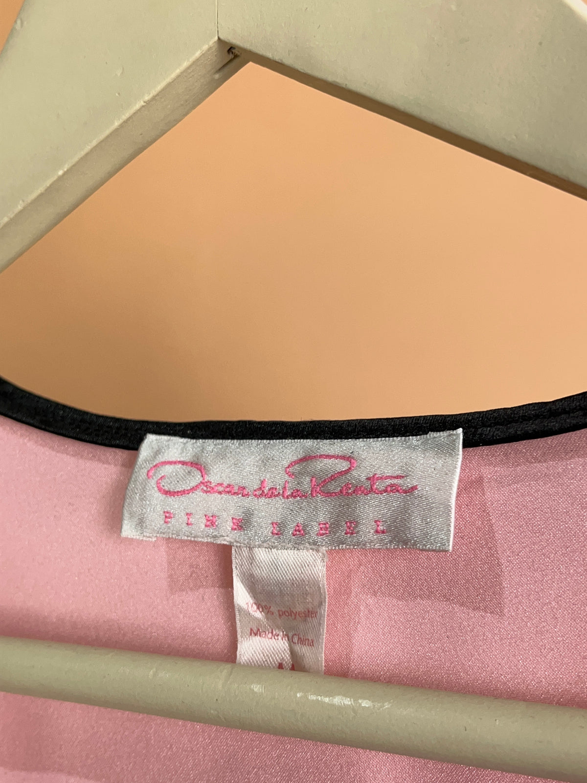 1990's Oscar de la Renta Pink Bath Robe size M