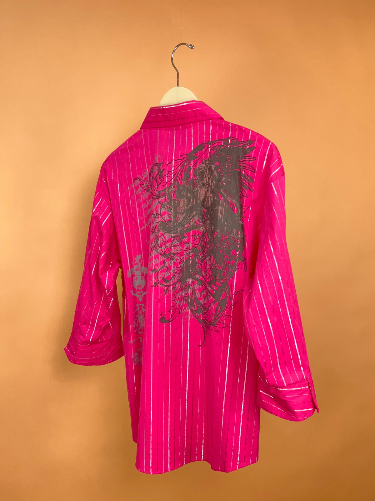 Y2K MZ.U.S.A Electric Pink Lion Graphic Shirt - 14
