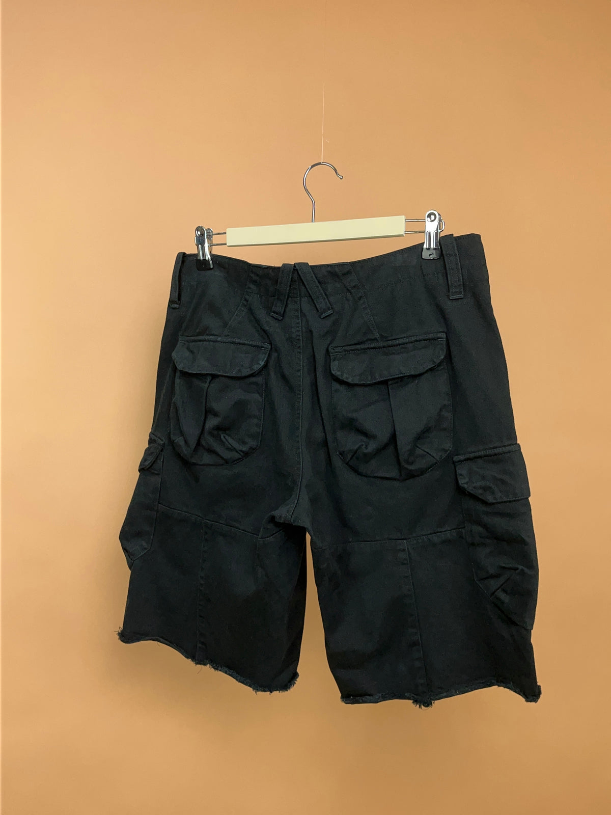 Armani Exchange Black Raw-Hem Cargo Short - 32"
