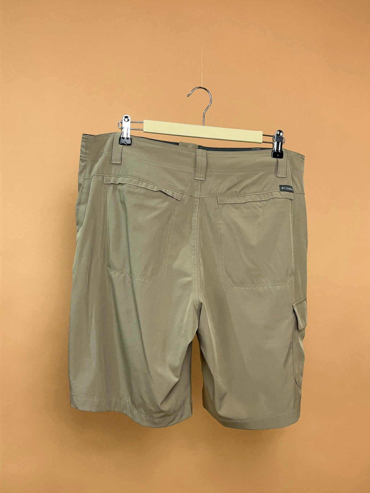 Columbia Khaki Cargo Utility Short - 38"