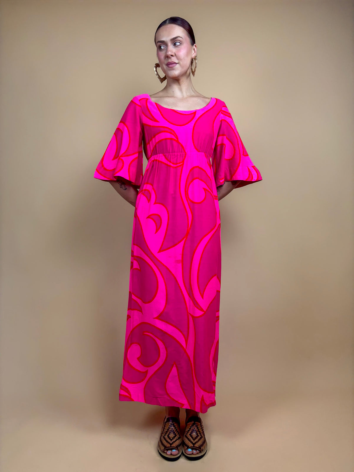 1970s Neon Pink & Fuchsia Muumuu Dress - 10