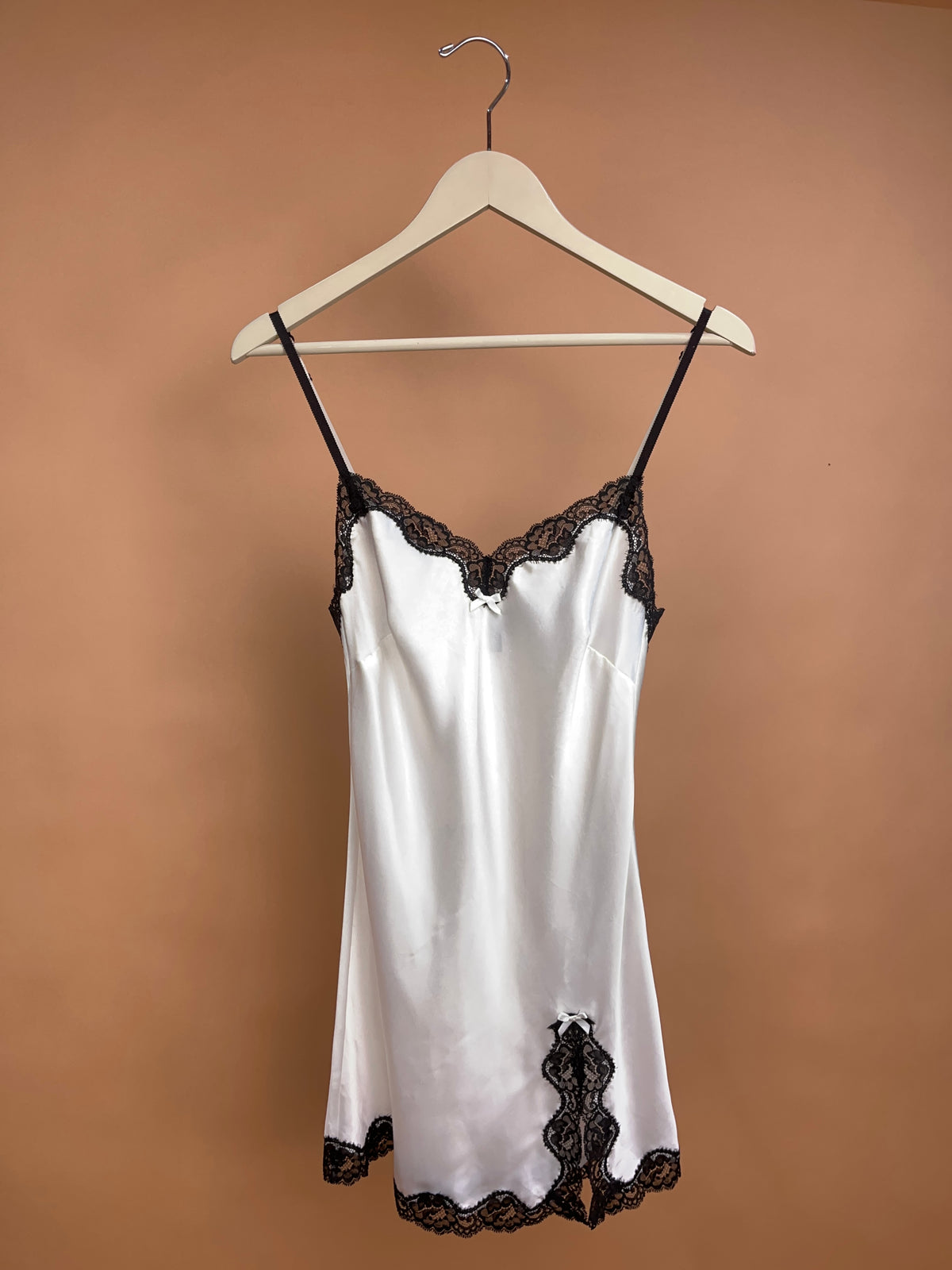 Y2k Victoria's Secret White/Black Lace Cami Slip - XS