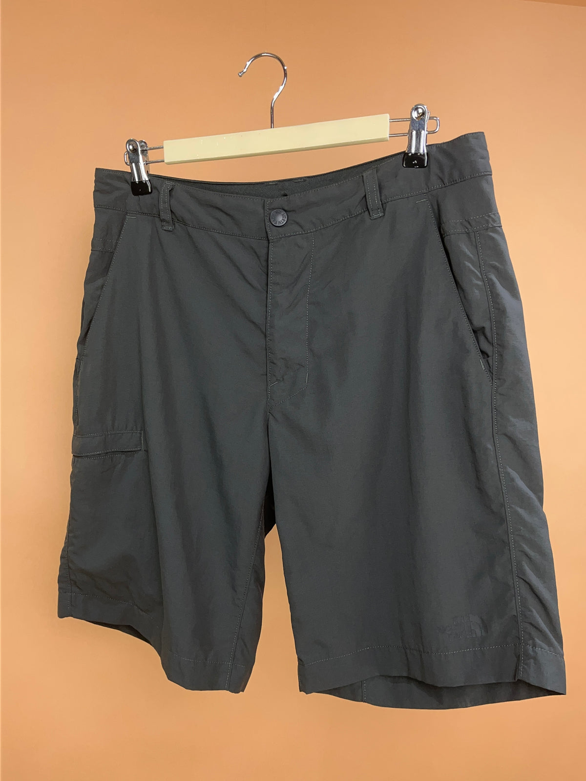 Y2k The North Face 'TNF' Black Ripstop Hiker Shorts - 33"