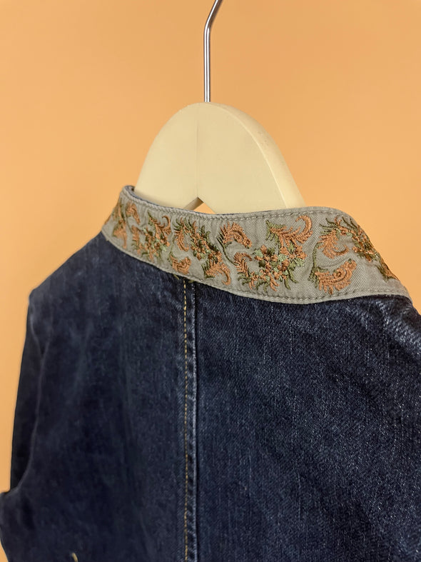 Y2K 'WilliSmith" Indigo Wash Floral Embroidery Denim Jacket