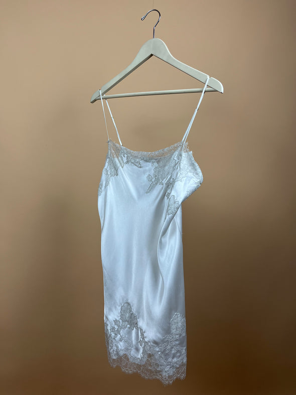Y2K 'Victoria's Secret' Milky White Lace Slip