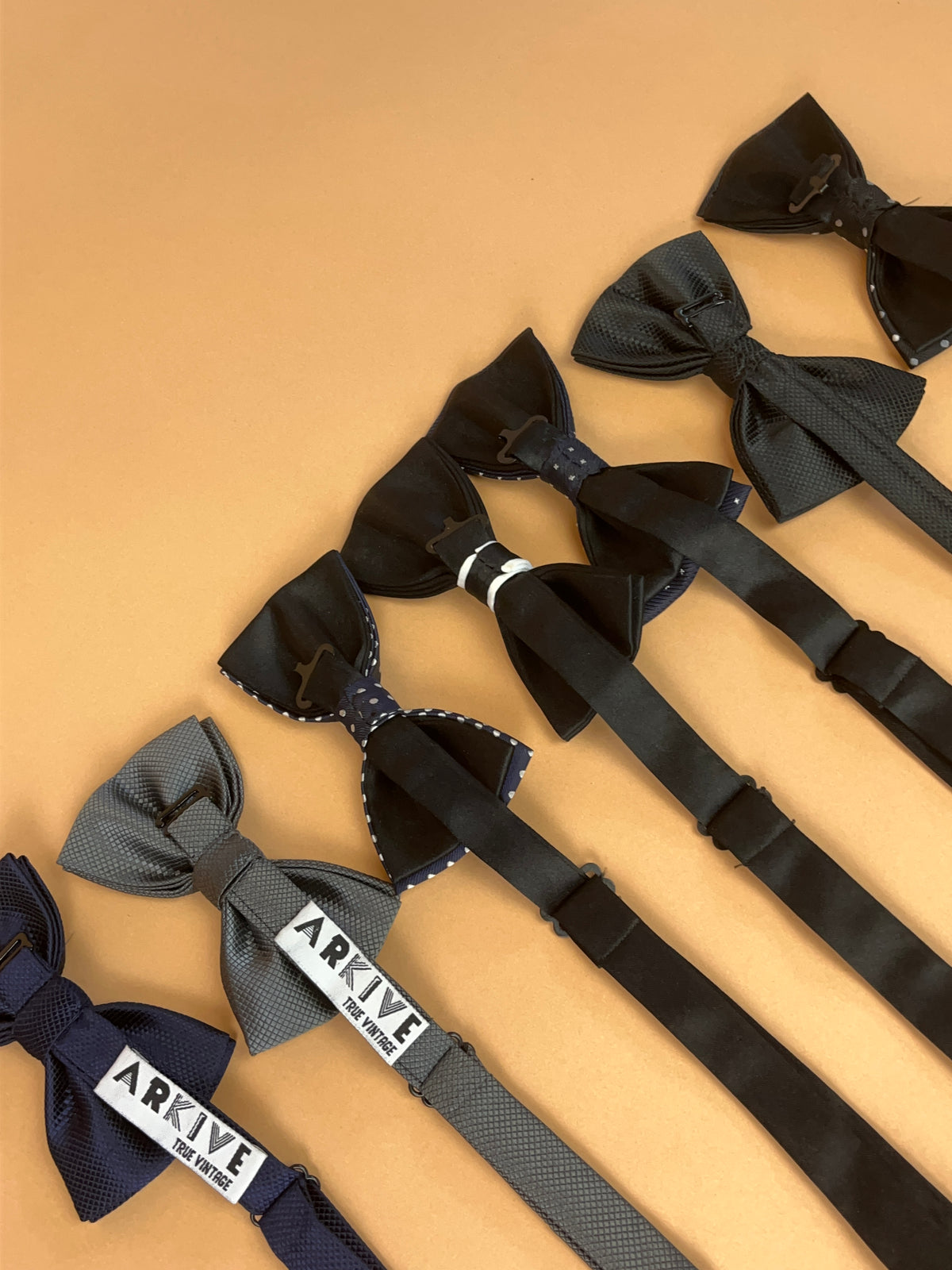 Arkive Bowtie - Black/Silver Mini Cross Pattern