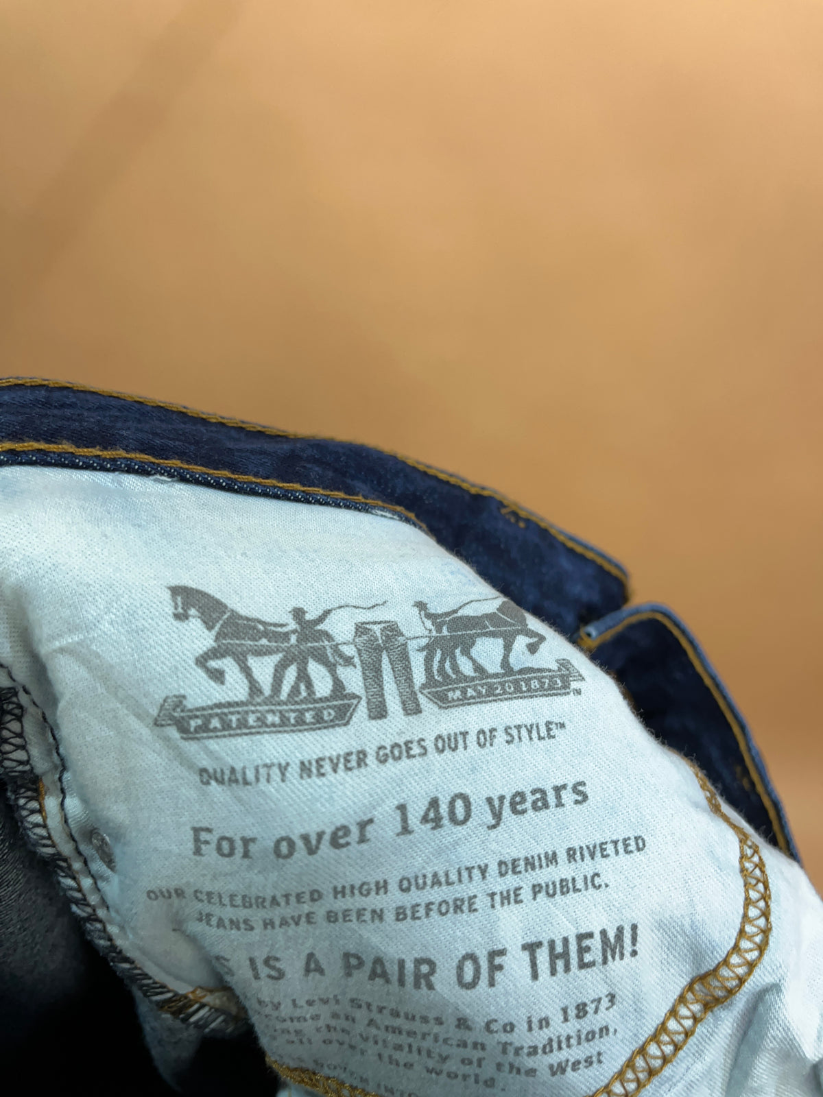 Vintage Levi's 505 dark wash straight leg denim jeans with zip fly — Arkive Vintage