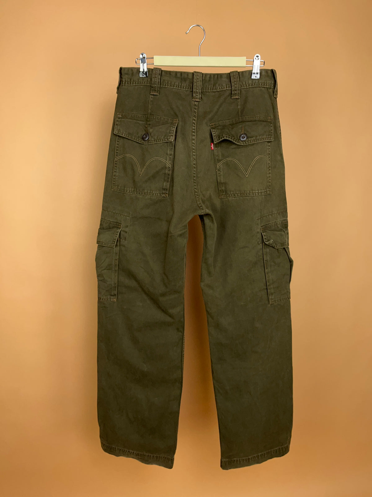 Y2K Levi's Chocolate Brown Cargo Trousers - 33"