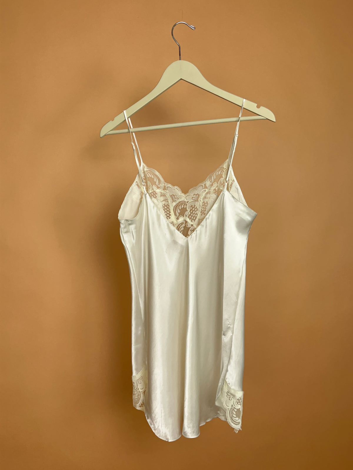 1990s Ivory Lace Slip - 12
