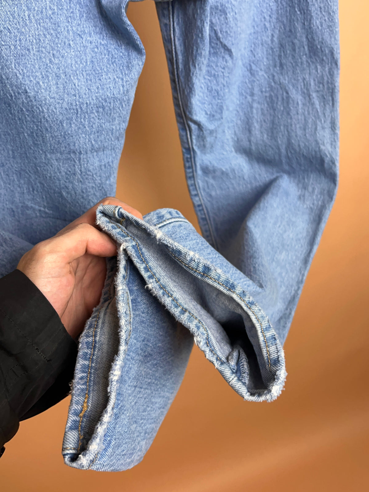 Levi's 501 light acid wash high-rise straight leg jeans with raw hem — Arkive Vintage