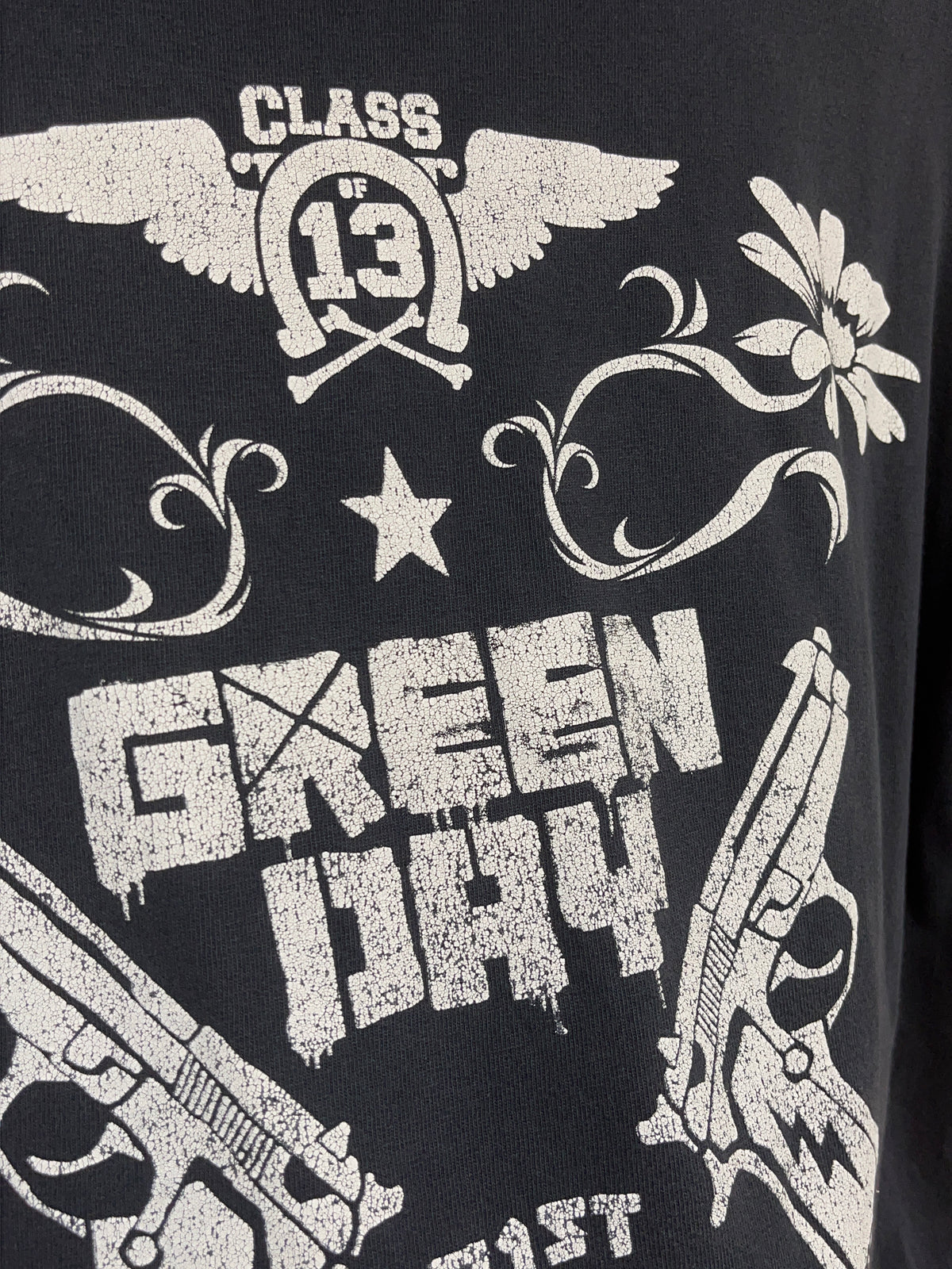 Vintage Green Day 21st Century Breakdown graphic band t-shirt, size M — Arkive Vintage