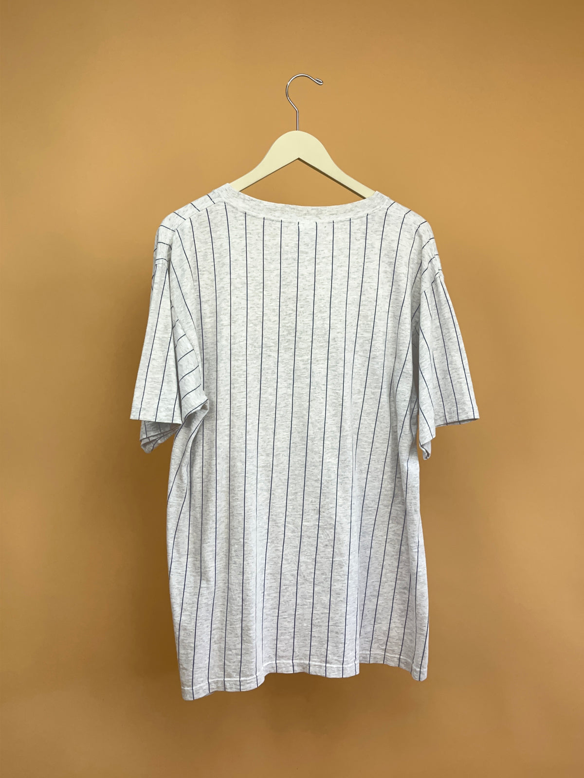 1995 Grey Marle Pinstripe Cleveland Indians T-Shirt - L