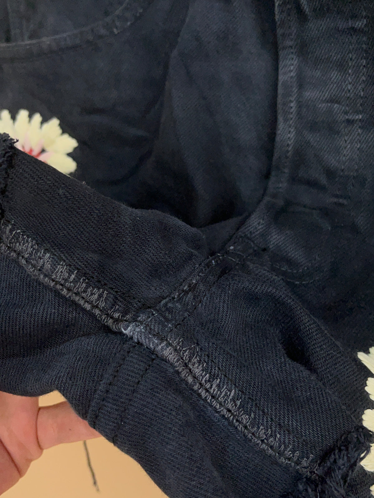 Levi's RE/DONE Embroidered Floral Denim Shorts