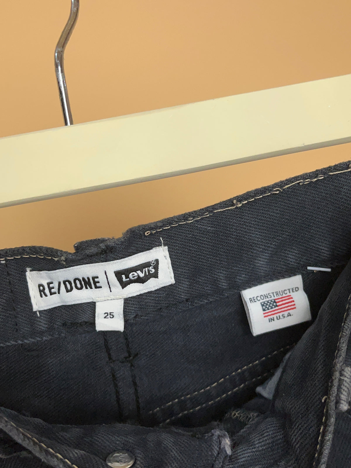 Levi's RE/DONE Embroidered Floral Denim Shorts