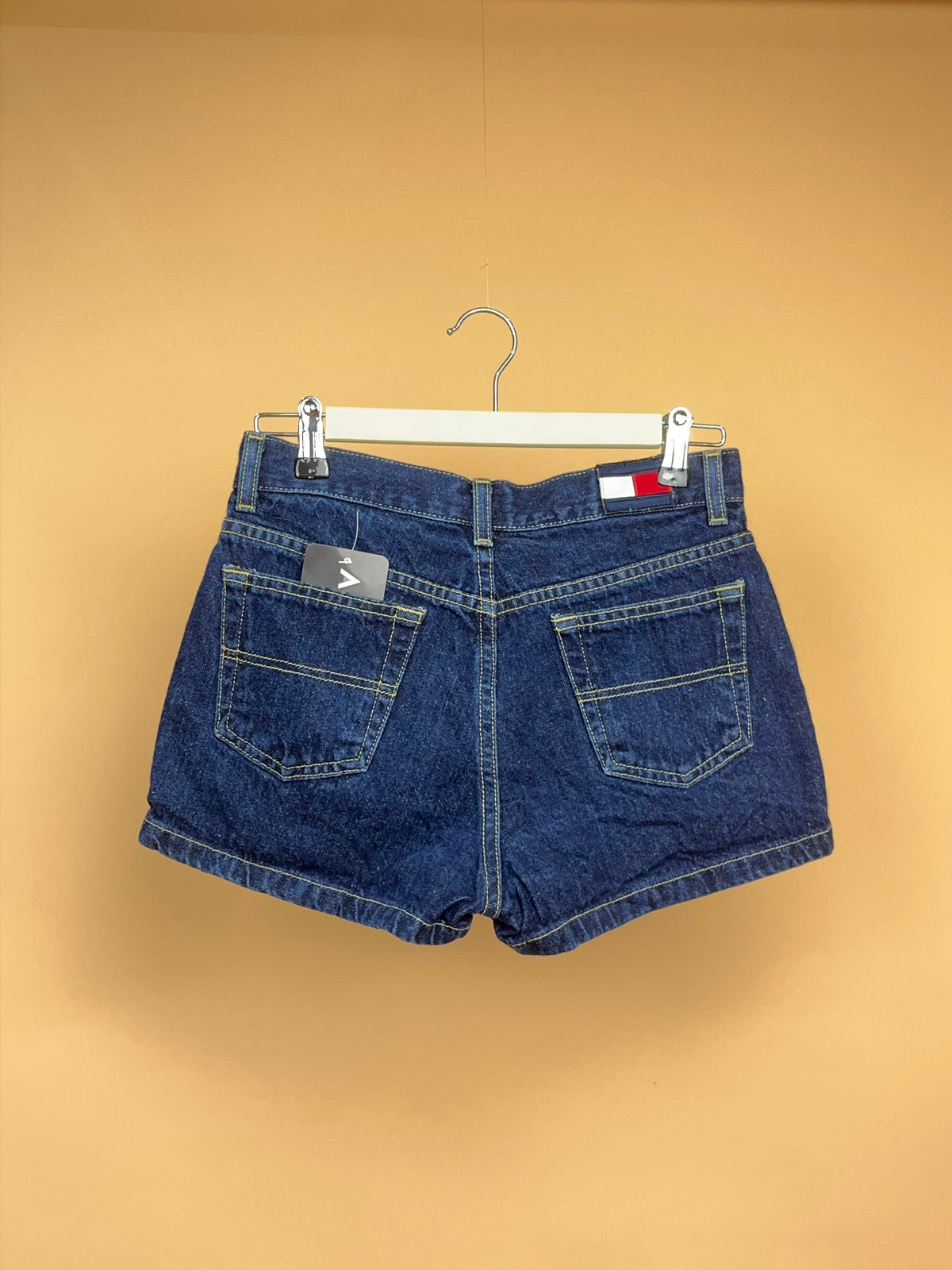 Y2K Tommy Hilfiger Dark Wash Denim Shorts