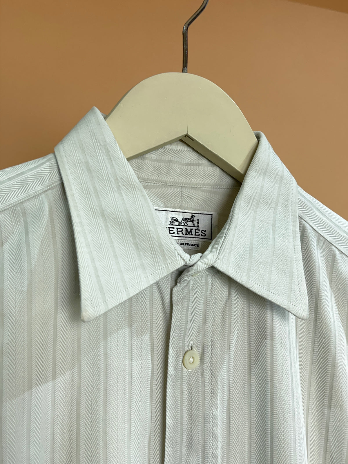 1990's Hermès ivory herringbone cotton shirt, understated tailoring — Arkive Vintage