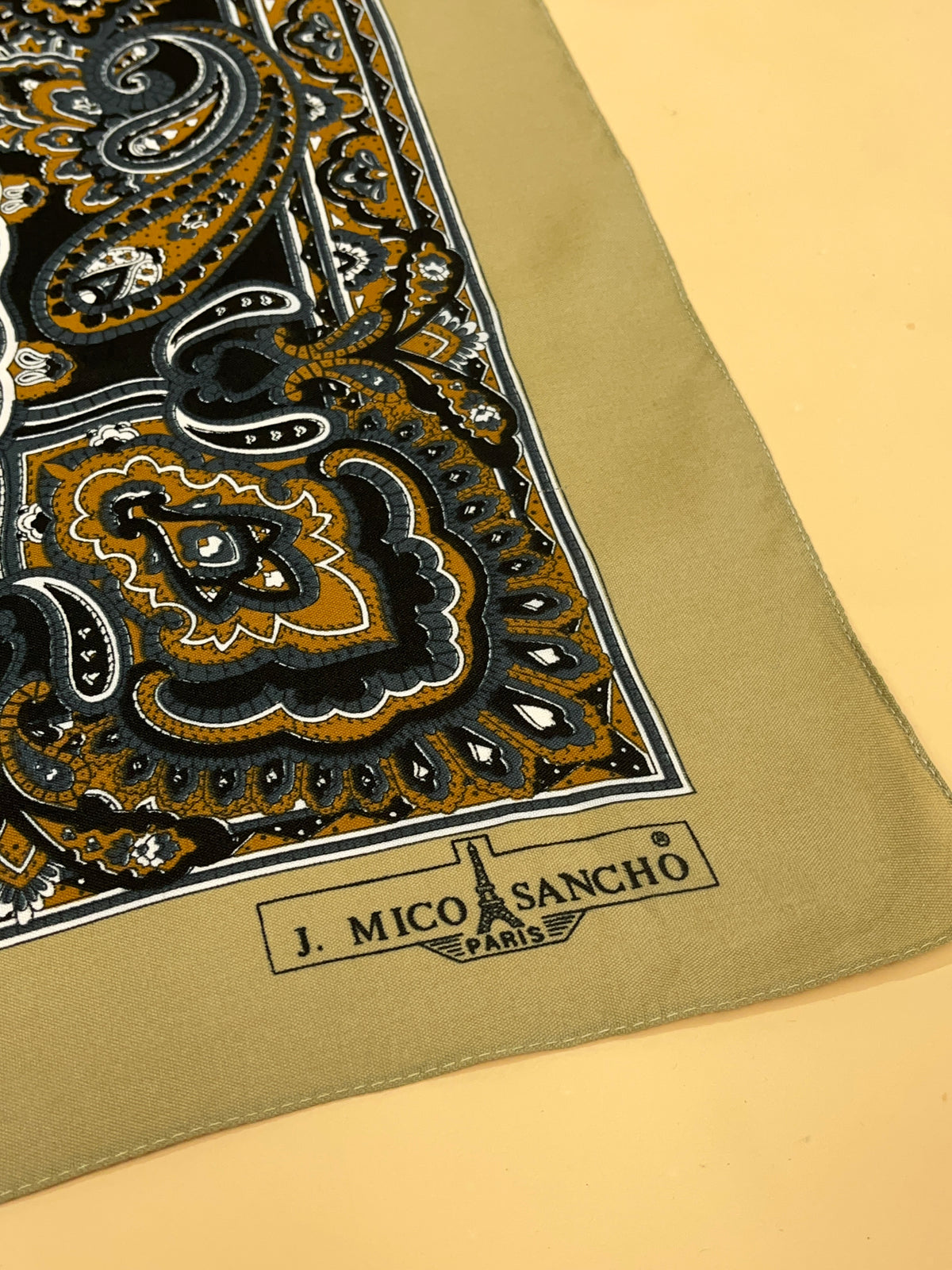 Beige & Blue Paisley Scarf