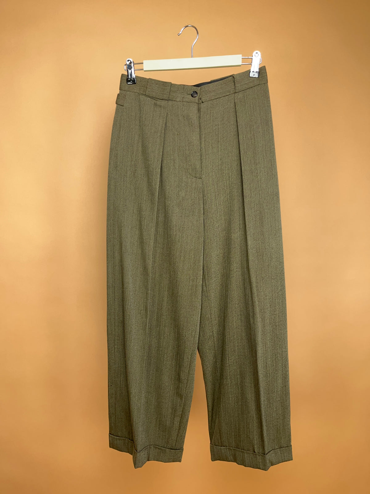 1990's DKNY Olive Brown Pinstripe Pleated Wool Trousers - 28"