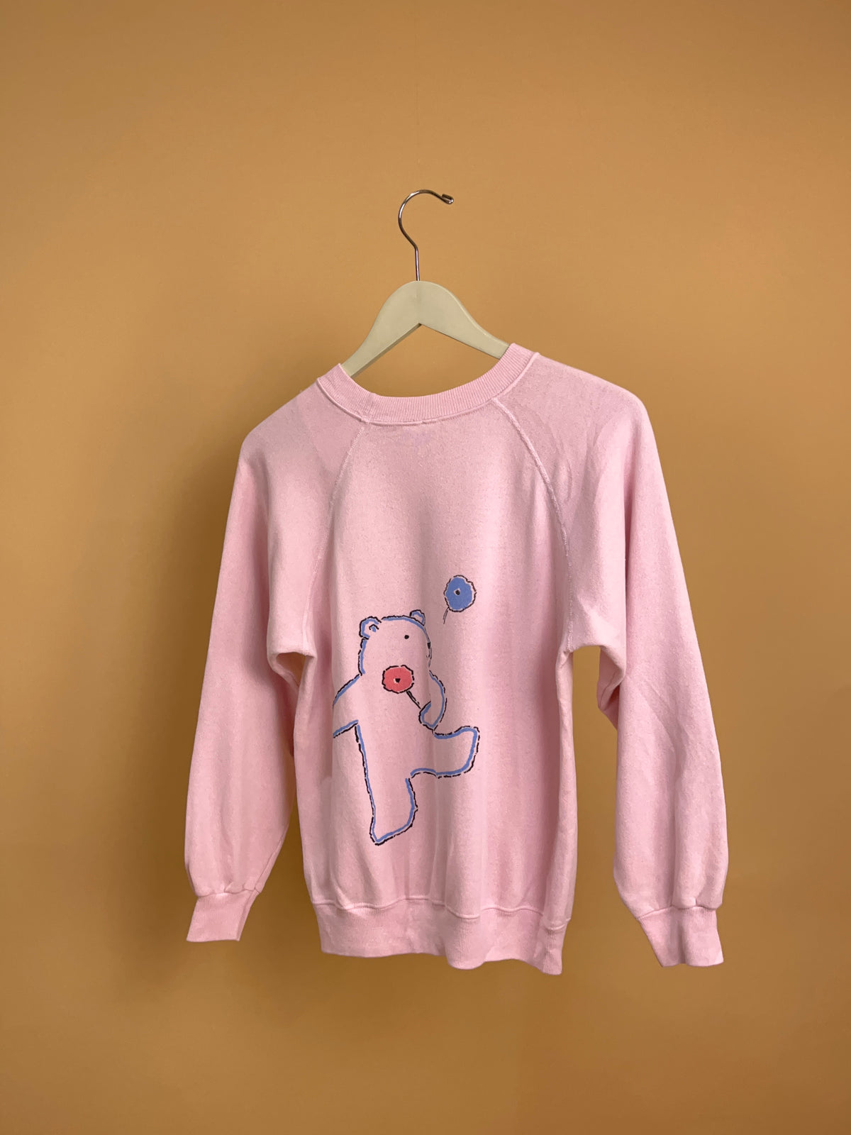 1980's Hanes pastel pink Traverse City Michigan bear graphic sweatshirt — Arkive Vintage