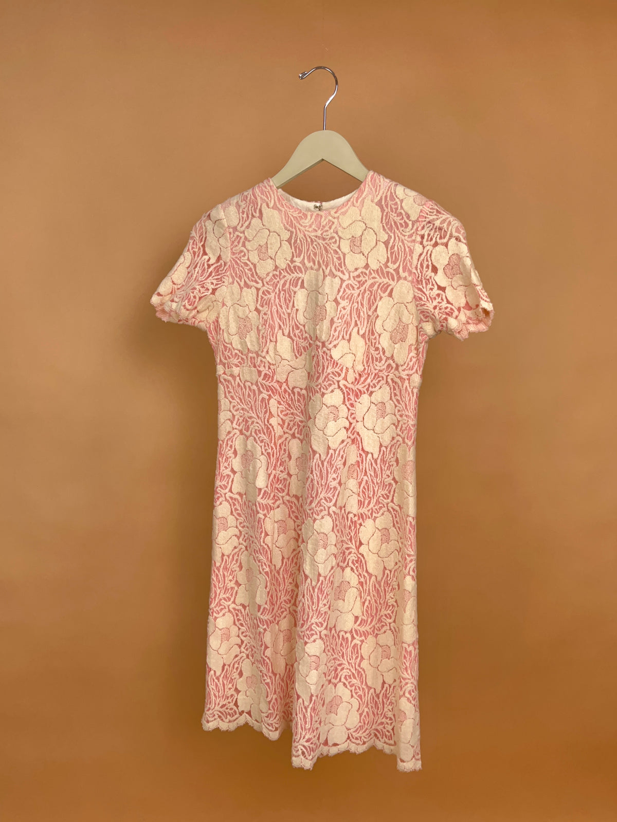 1960s Pink Musk & Cream Floral Lace Dress - 8