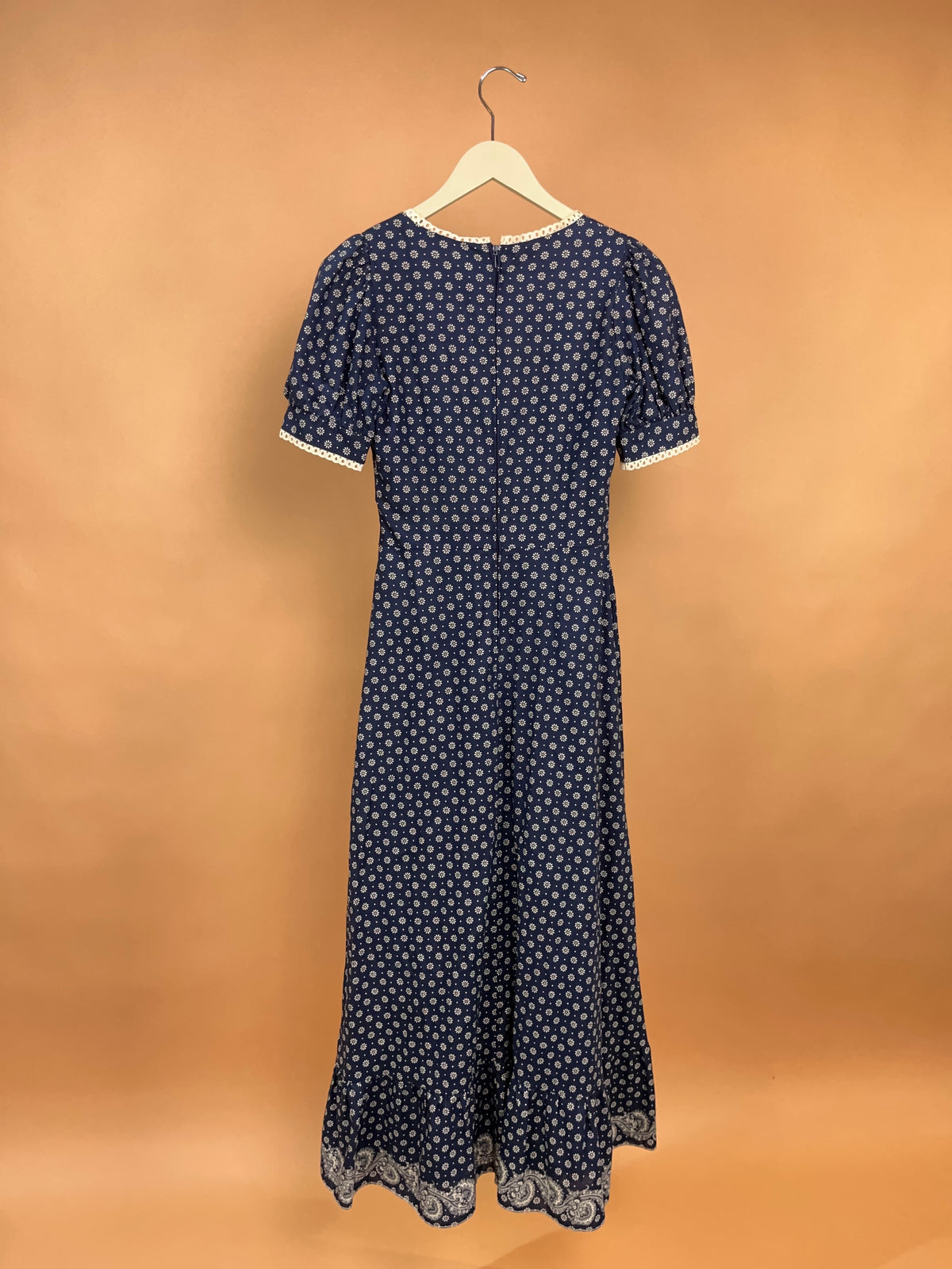 Early 1970s Betty Barclay Daisy Maxi Dress - 8