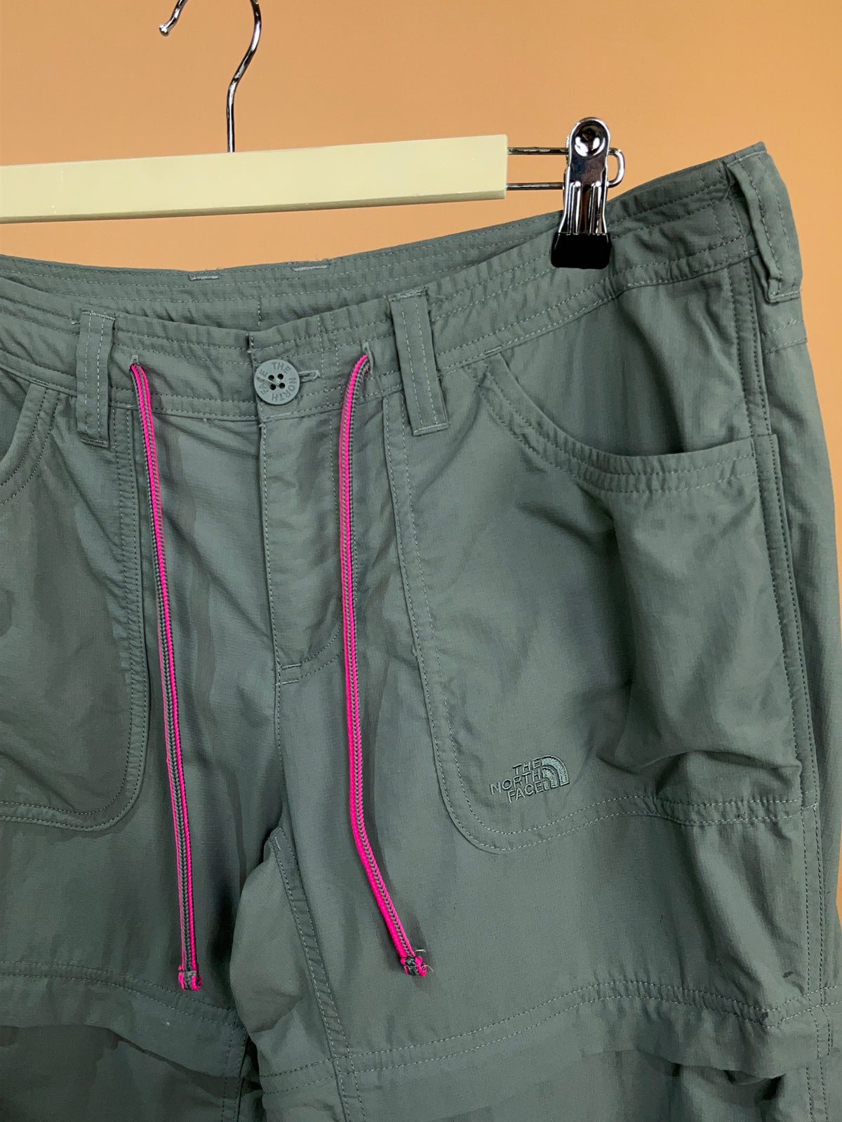 Y2K The North Face Light Grey Convertible Hiking Pants - 34"